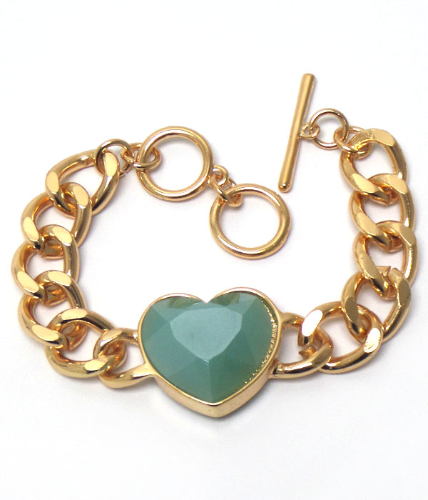 FACET HEART STONE AND THICK CHAIN TOGGLE BRACELET
