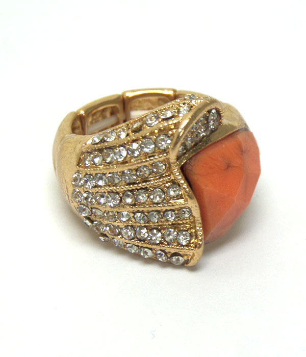 FAUX STONE AND CRYSTAL STUD STRETCH RING