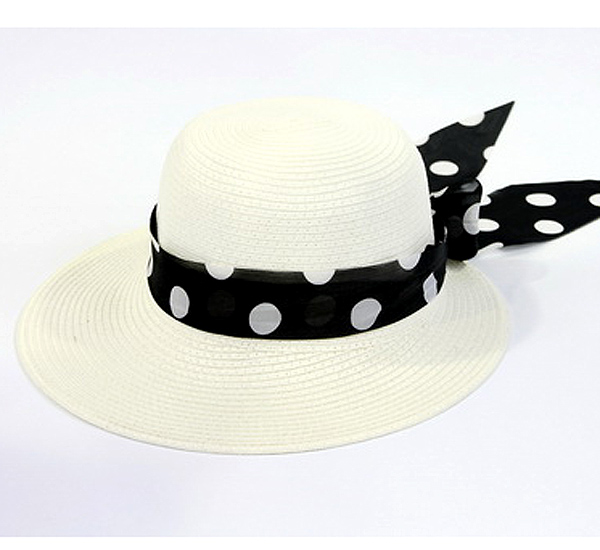 PAPER STRAW SHORT BRIM AND DOT PATTERN FABRIC TIE HAT