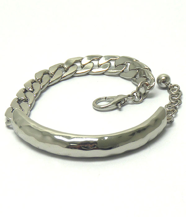 HAMMERED METAL AND THICK CHAIN MIX BRACELET