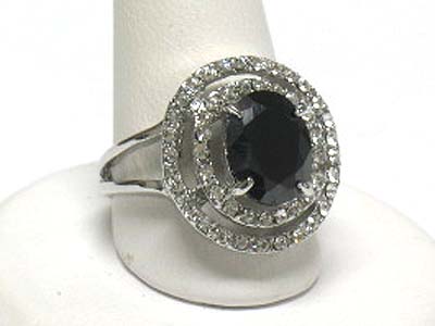 SOLE CUBIC ZIRCONIA AND DOUBLE CRYSTAL LINE RING