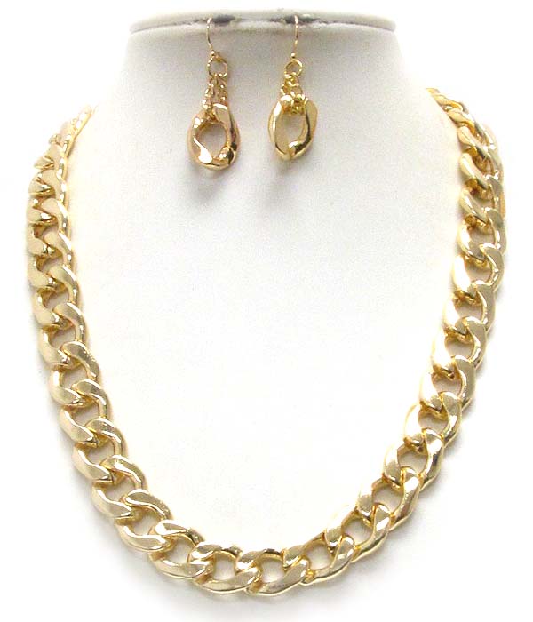SINGLE THICK METAL CHAIN NECKLACE EARRING SET