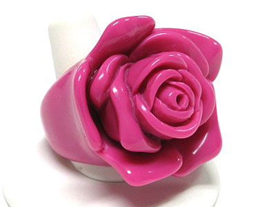 GLAMOROUS ACRYL FLOWER RING