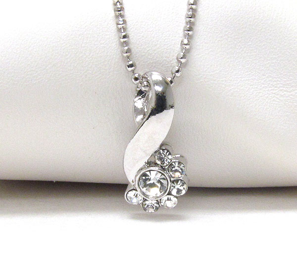 MADE IN KOREA WHITEGOLD PLATING AND CRYSTAL FLOWER DROP PENDANT NECKLACE