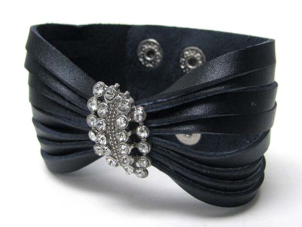 CRYSTAL DECO AND SYNTHETIC LEATHER BUTTON CLOSE BRACELET