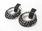 AUSTRIAN CRYSTAL STUD ROUND DISK EARRING?