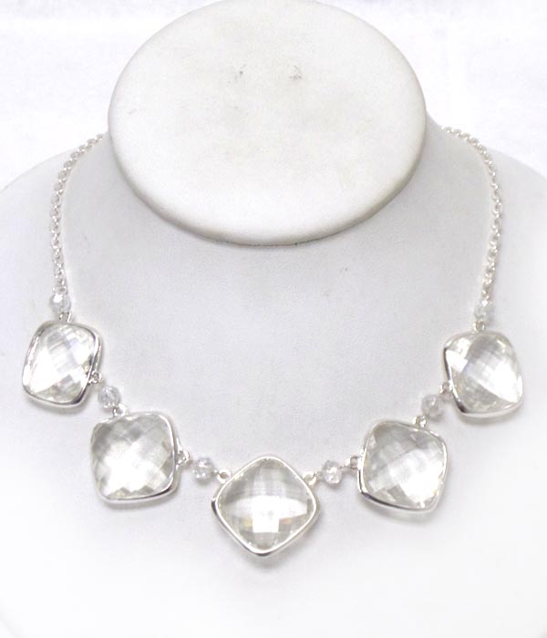 SQUARE LINKED DROP CHAIN NECKLACE 