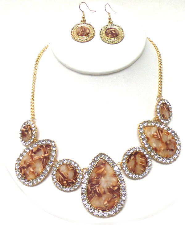 STONE WITH CRYSTALS NECKLACE SET