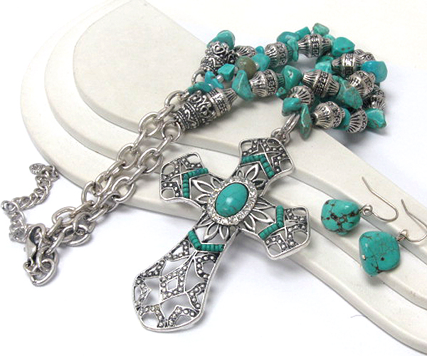 MULTI SEED BEADS AND CENTER TURQUOISE STONE WITH CRYSTAL METAL FASHION CROSS DROP MULTI NATURAL STONE AND METAL ARROWHEAD CHAIN NECKLACE EARRING SET