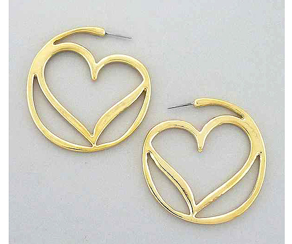 METAL CUT OUT FASHION HEART ROUND EARRING