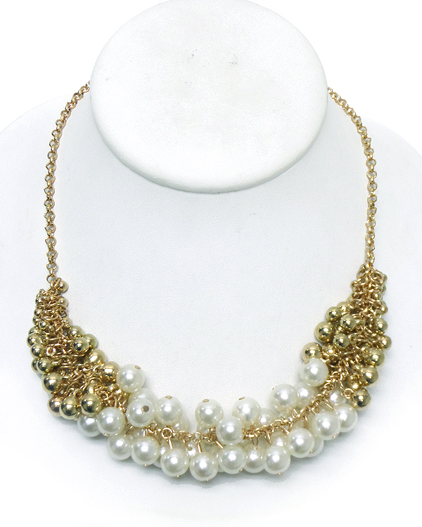 SMALL PEAL BEADS CLUSTER NECKLACE