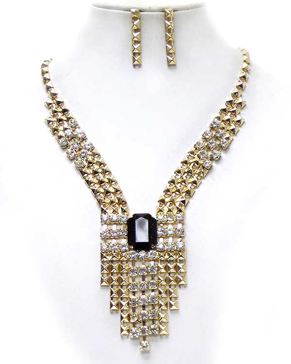 ELEGANT CRYSTAL AND CHAIN DROP NECKLACE SET