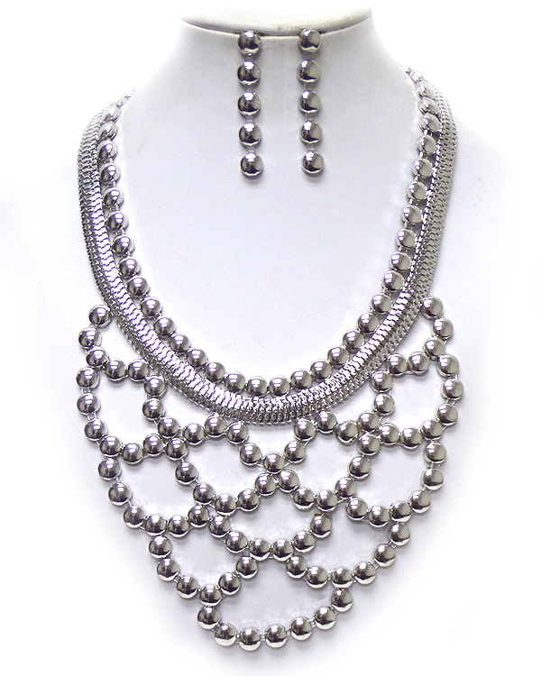 MULTI HOLLOW METAL LINK DROP AND SNAKE CHAIN BIB NECKLACE SET