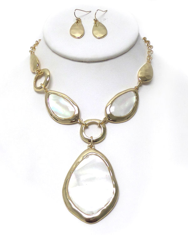 MOTHER OF PEARL NECKLACE SET