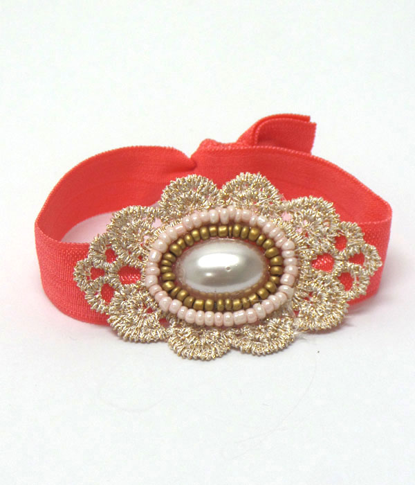 HAND MADE LACE AND PEARL HAIR TIE