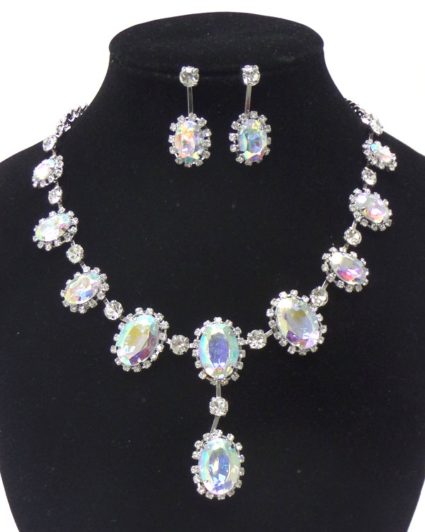 LINKED CIRCLES WITH RHINESTONES AND STONES NECKLACE SET