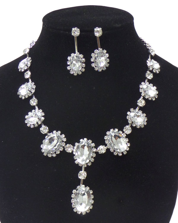 LINKED CIRCLES WITH RHINESTONES AND STONES NECKLACE SET