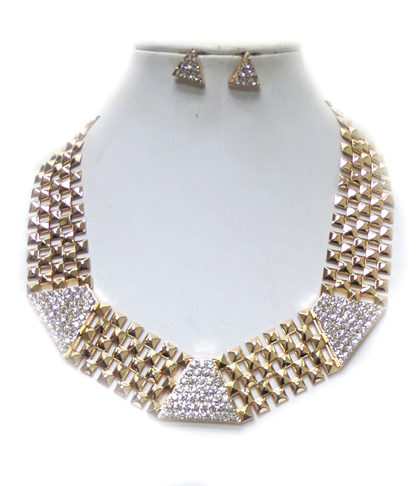 LINKED STUDS WITH CRYSTALS NECKLACE SET