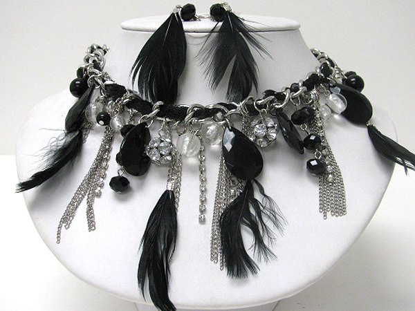 MULTI CRYSTAL BALL CHAIN AND FEATHER DROP SUEDE CHAIN NECKLACE EARRING SET