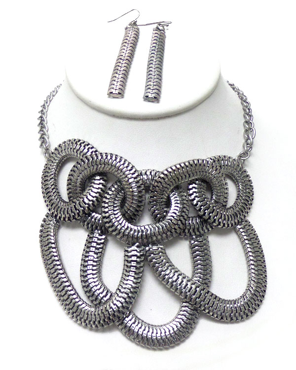 ROUND SNAKE CHAIN LINK NECKLACE SET