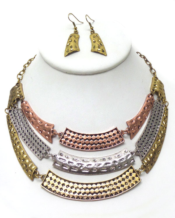 MULTI COLOR WITH THREE ROW CASTING NECKLACE SET 