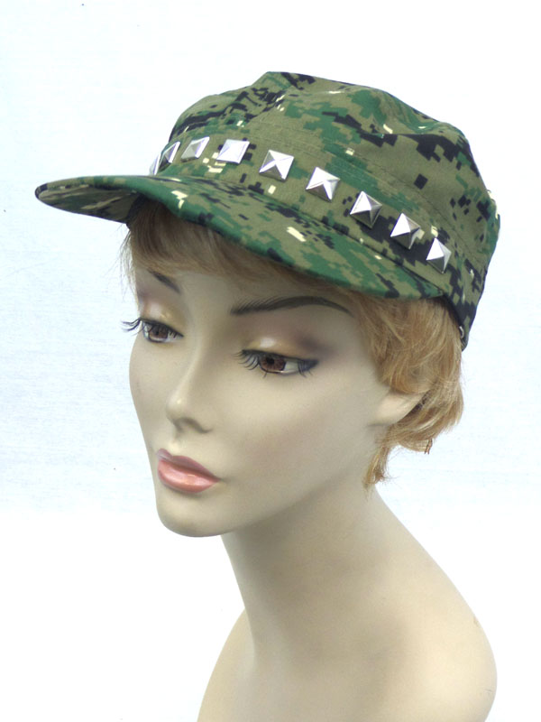 ARMY STYLE STUD HAT