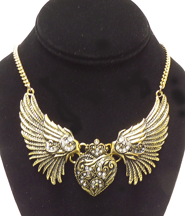 VINTAGE STYLE CRYSTAL STUD ANGEL WING NECKLACE