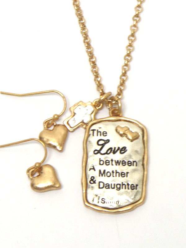 HANDMADE MESSAGE TAG PENDANT NECKLACE SET - THE LOVE BETWEEN A MOTHER AND DAUGHTER IS