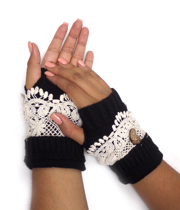 DOUBLE BUTTON AND LACE OPEN FINGER CROCHET GLOVES