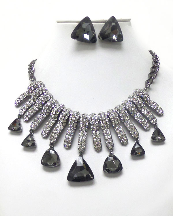 LUXURY CLASS VICTORIAN STYLE AND AUSTRIAN CRYSTAL TRIANGLE DROP NECKLACE SET