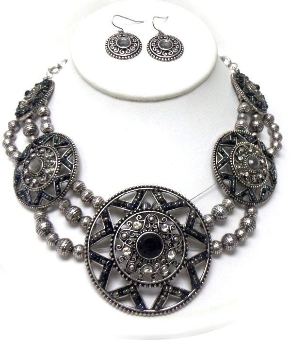 VINTAGE LINKED DISKS WITH BEADS NECKLACE SET 