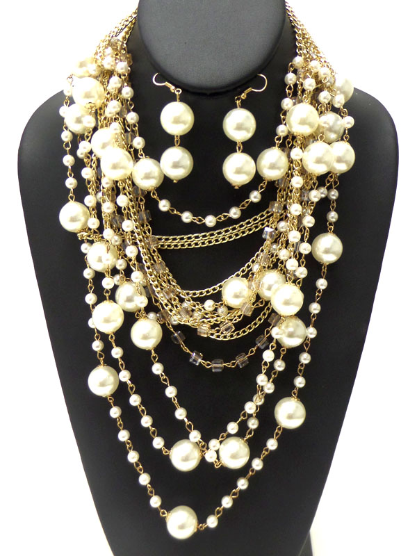 LAYERED METAL CHAIN WITH MULTI SIZE PEARLS NECKLACE SET