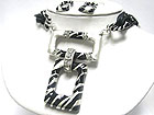 CRYSTAL ACCENT ANIMAL PATTERN METAL LINK NECKLACE EARRING SET