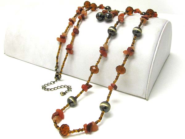 NATURAL CHIP STONE GLASS BEADS METALLIC BALL MIX LONG NECKLACE EARRING SET
