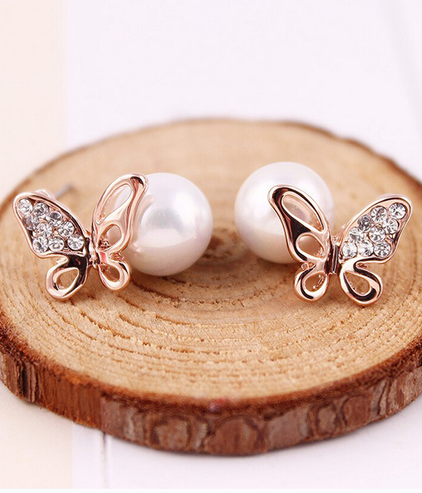 CRYSTAL BUTTERFLY AND PEARL EARRING