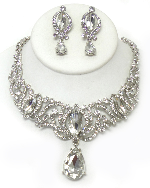 LUXURY CLASS VICTORIAN STYLE AND AUSTRIAN CRYSTAL PARTY NECKLACE EARRING SET