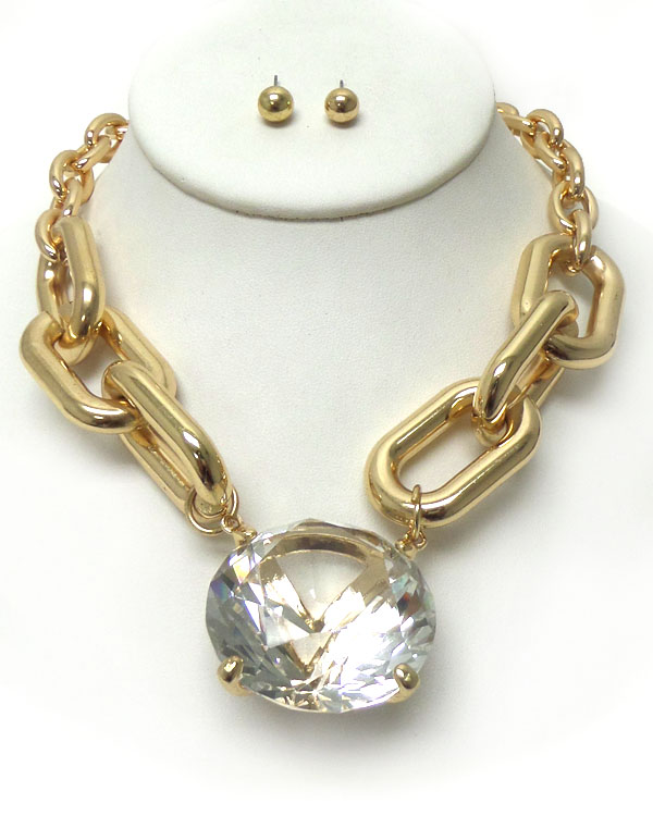 POST TOP STYLIST CRYSTAL WITH METAL CHAIN NECKLACE SET 