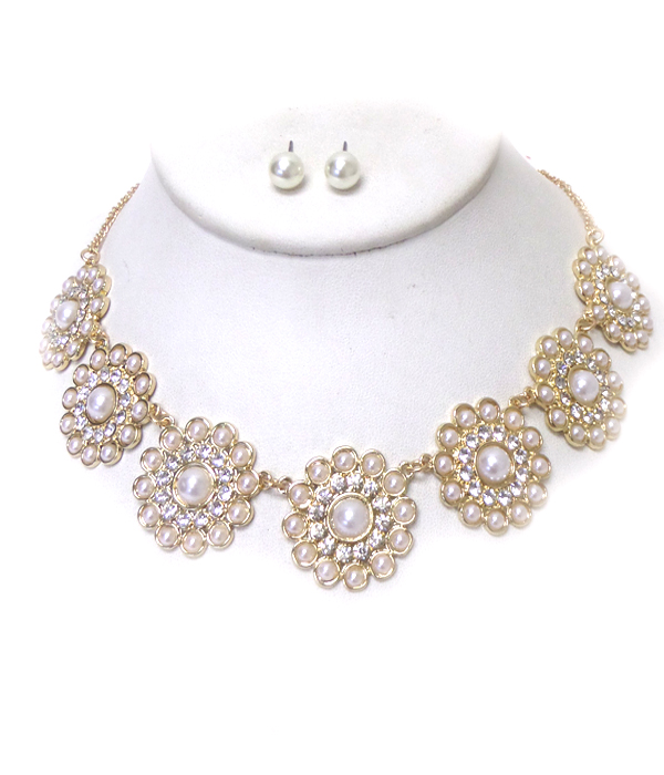 CRYSTAL AND PEARL STUD METAL FLOWERS LINK NECKLACE SET 