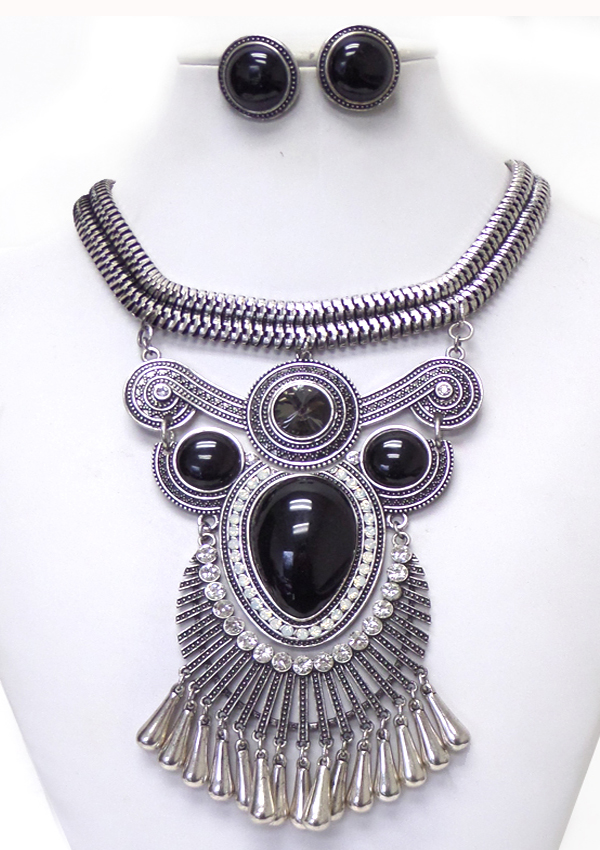 LUXURY CLASS CRYSTAL AND MIXED STONE STATEMENT NECKLACE SET