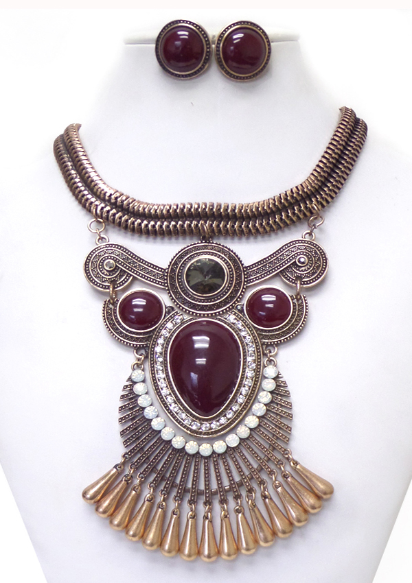 LUXURY CLASS CRYSTAL AND MIXED STONE STATEMENT NECKLACE SET