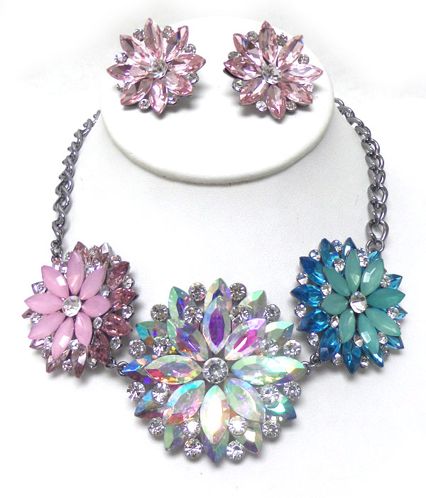 FLOWERS LUXURY CLASS VICTORIAN STYLE AUSTRIAN GLASS PARTY NECKLACE SET