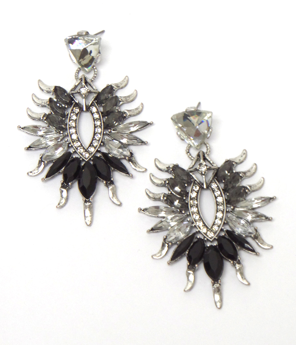 GLAMOUR LOOK CRYSTAL EARRING