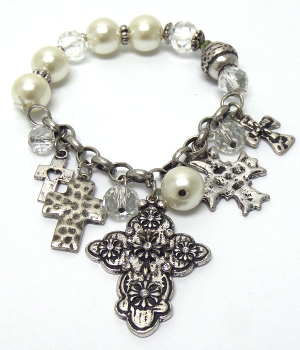 VINTAGE LOOK MULTI TEXTURED CROSS CHARM AND PEARL CHAIN STRETCH BRACELET