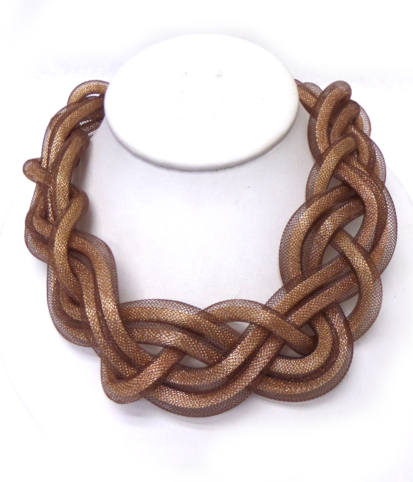 TWISTED MESH CHAIN CHUNKY NECKLACE