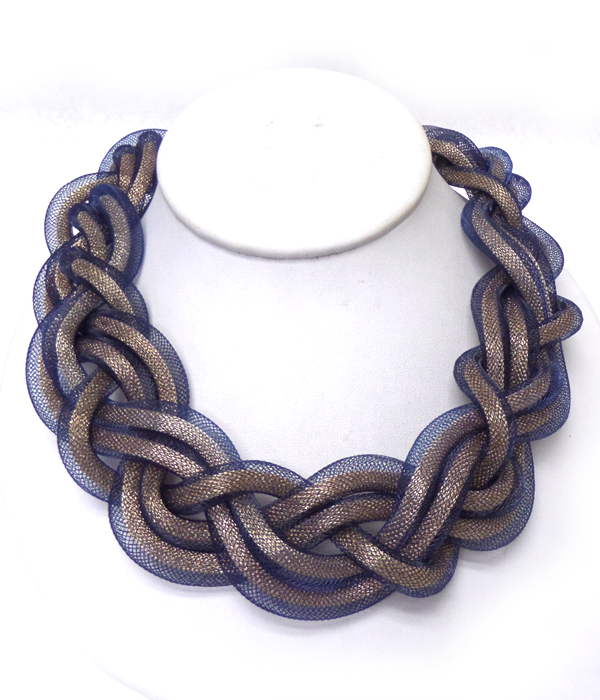 TWISTED MESH CHAIN CHUNKY NECKLACE