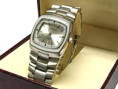 MENS METAL BAND WATCH WITH CASE