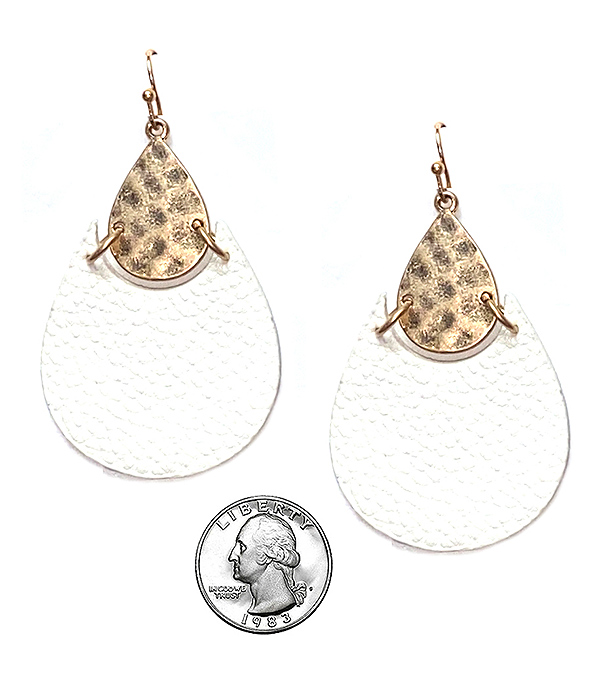 HAMMERED METAL AND LEATHERETTE TEARDROP EARRING
