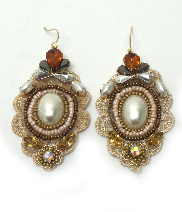 VINTAGE LACE WITH PEARL EARRINGS