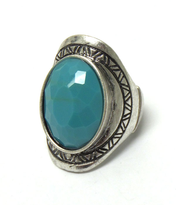BURN SILVER WITH BORDER AND STONE CENTER RING 
