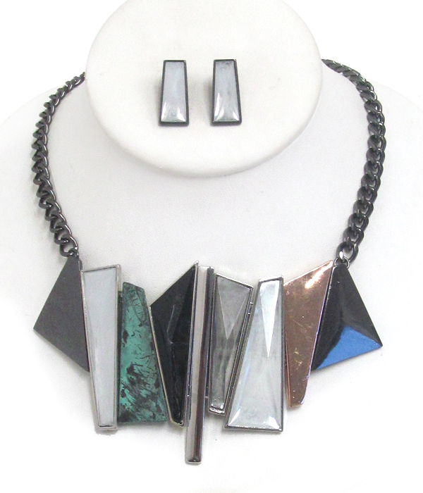 GEOMETRIC NATURAL STONE AND GLASS MIX NECKLACE SET